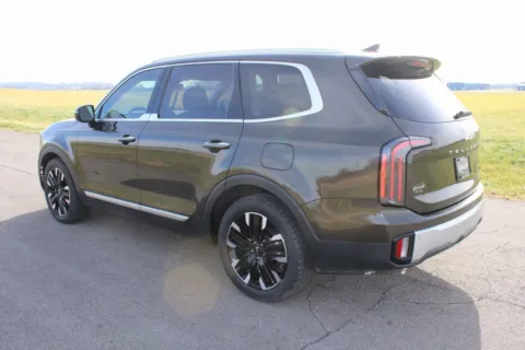 More photos of 2024 Kia Telluride SX-Prestige at Braden Cadillac GMC, OH