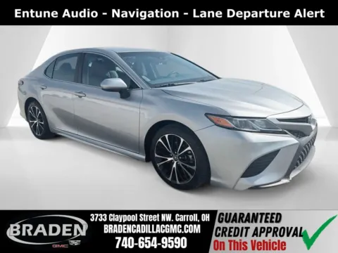 Silver 2018 Toyota Camry SE for sale in Carroll, OH