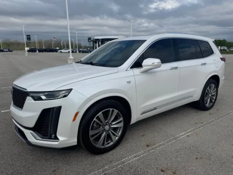 Another view of 2021 Cadillac XT6 Premium Luxury for sale in Carroll, OH at Braden Cadillac GMC
