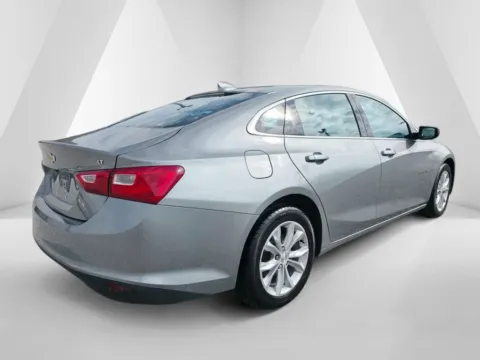 More photos of 2023 Chevrolet Malibu LT at Braden Cadillac GMC, OH