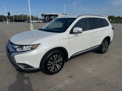 Another view of 2020 Mitsubishi Outlander SEL for sale in Carroll, OH at Braden Cadillac GMC