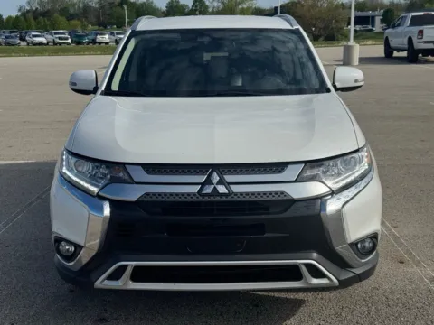 Photos of 2020 Mitsubishi Outlander SEL for sale in Carroll, OH at Braden Cadillac GMC