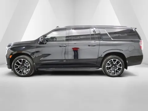 More photos of 2023 Chevrolet Suburban RST at Braden Cadillac GMC, OH