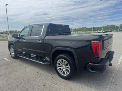 More photos of 2019 GMC Sierra 1500 Denali at Braden Cadillac GMC, OH