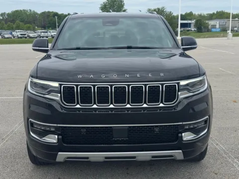 Photos of 2023 Jeep Wagoneer Series II for sale in Carroll, OH at Braden Cadillac GMC