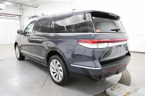 More photos of 2024 Lincoln Navigator L Reserve at Braden Cadillac GMC, OH