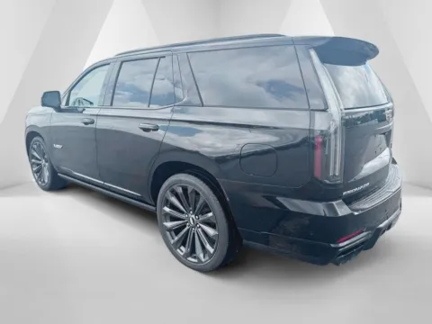 More photos of 2026 Cadillac Escalade V-Series at Braden Cadillac GMC, OH