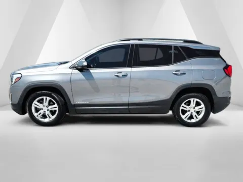 More photos of 2019 GMC Terrain SLE at Braden Cadillac GMC, OH