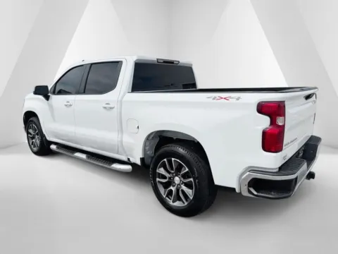 More photos of 2022 Chevrolet Silverado 1500 LT at Braden Cadillac GMC, OH