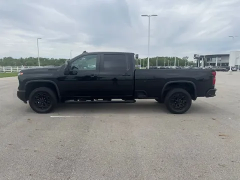More photos of 2024 Chevrolet Silverado 2500HD LT at Braden Cadillac GMC, OH