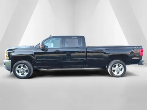 More photos of 2018 Chevrolet Silverado 2500HD LT at Braden Cadillac GMC, OH