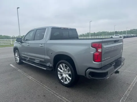 More photos of 2025 Chevrolet Silverado 1500 High Country at Braden Cadillac GMC, OH