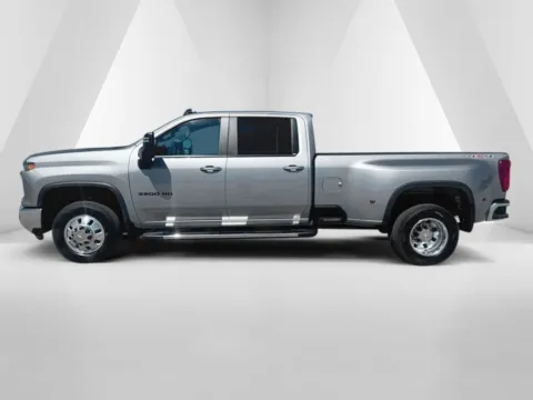 More photos of 2026 Chevrolet Silverado 3500HD LT at Braden Cadillac GMC, OH