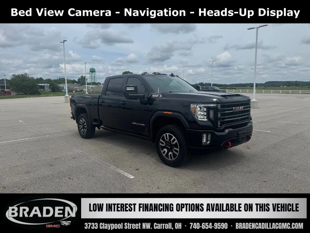 2023 GMC Sierra 4WD Crew Cab Standard Box AT4's photo