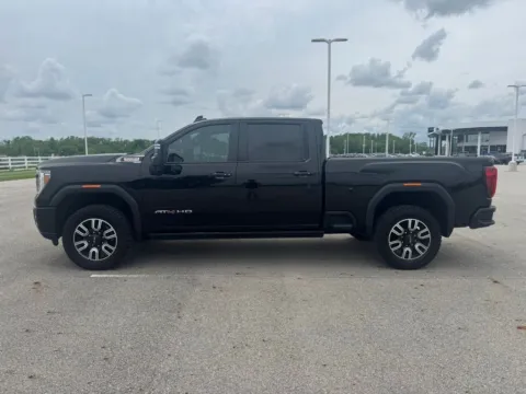 More photos of 2023 GMC Sierra 2500HD AT4 at Braden Cadillac GMC, OH