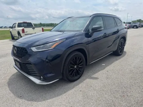 Another view of 2024 Toyota Highlander XSE for sale in Carroll, OH at Braden Cadillac GMC