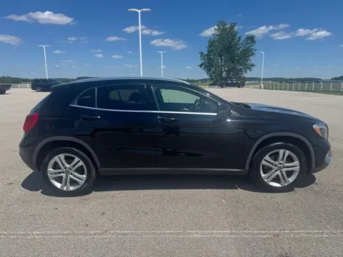 More photos of 2021 Mercedes-Benz GLA 250 at Braden Cadillac GMC, OH
