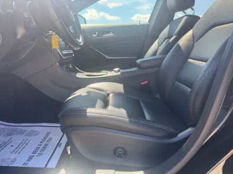 More photos of 2021 Mercedes-Benz GLA 250 at Braden Cadillac GMC, OH