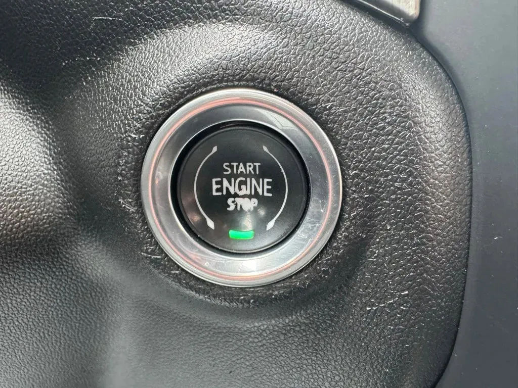 GMC Sierra photo 26