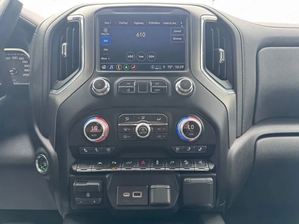 GMC Sierra photo 28