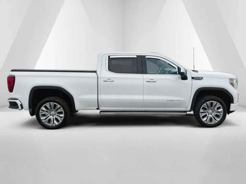 GMC Sierra photo 8