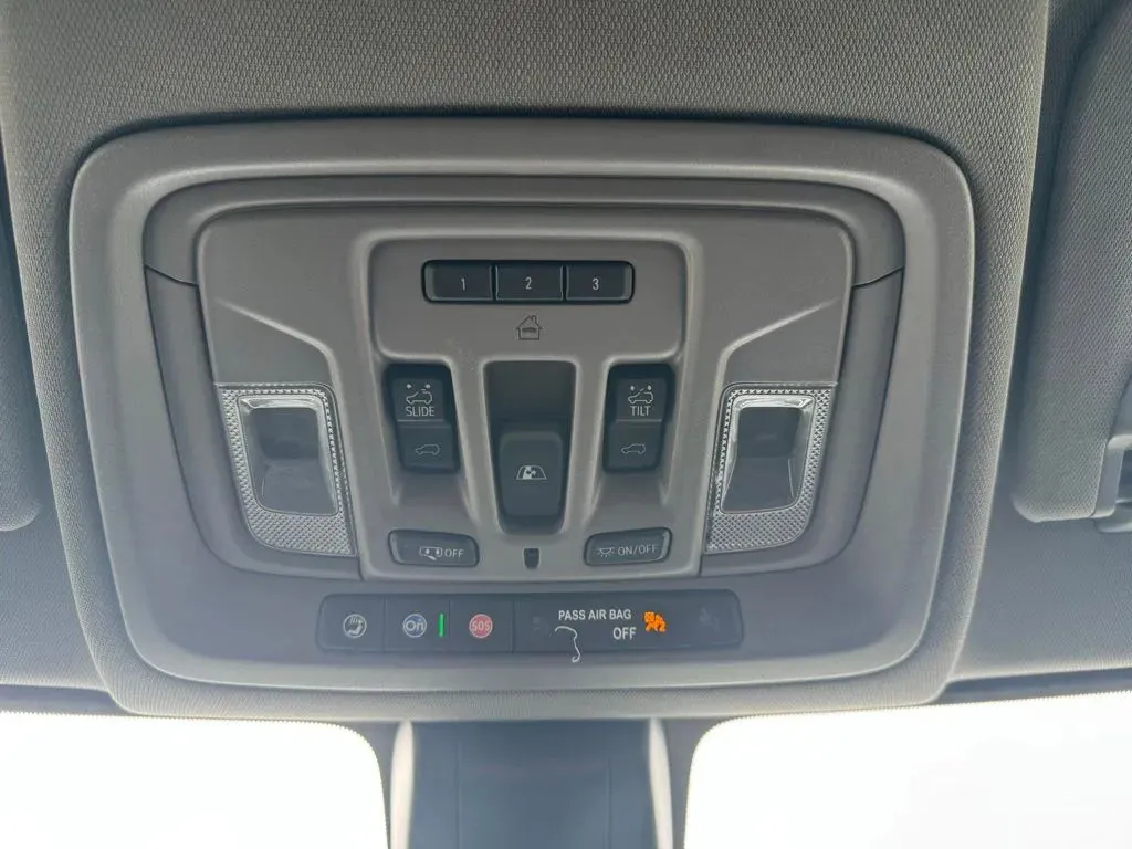 GMC Sierra photo 30
