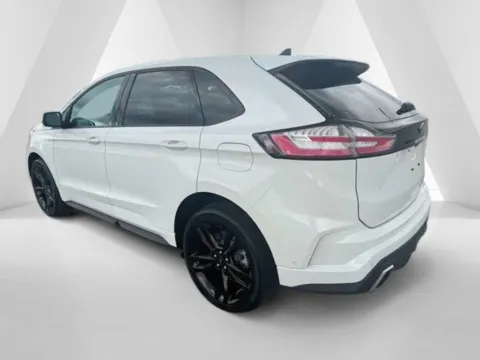More photos of 2024 Ford Edge ST at Braden Cadillac GMC, OH