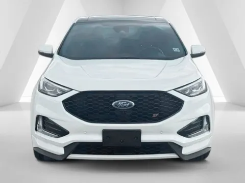 Photos of 2024 Ford Edge ST for sale in Carroll, OH at Braden Cadillac GMC