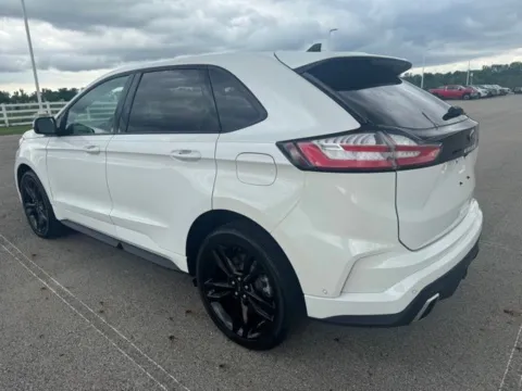 More photos of 2024 Ford Edge ST at Braden Cadillac GMC, OH