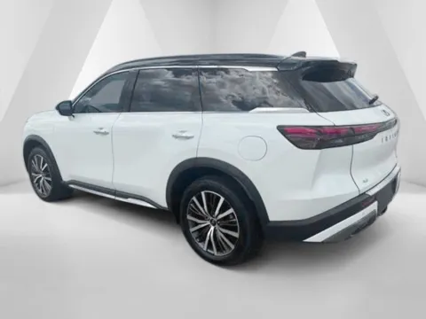 More photos of 2023 INFINITI QX60 Autograph at Braden Cadillac GMC, OH