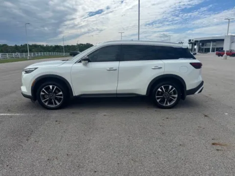 More photos of 2023 INFINITI QX60 LUXE at Braden Cadillac GMC, OH