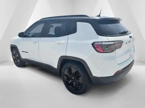 More photos of 2021 Jeep Compass Latitude at Braden Cadillac GMC, OH