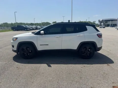 More photos of 2021 Jeep Compass Latitude at Braden Cadillac GMC, OH
