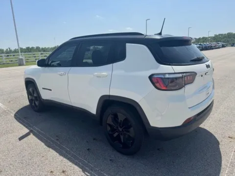 More photos of 2021 Jeep Compass Latitude at Braden Cadillac GMC, OH