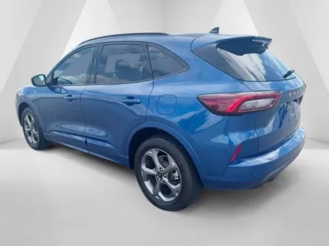 More photos of 2023 Ford Escape Hybrid ST-Line Select at Braden Cadillac GMC, OH