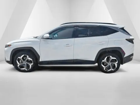 More photos of 2022 Hyundai Tucson Limited at Braden Cadillac GMC, OH