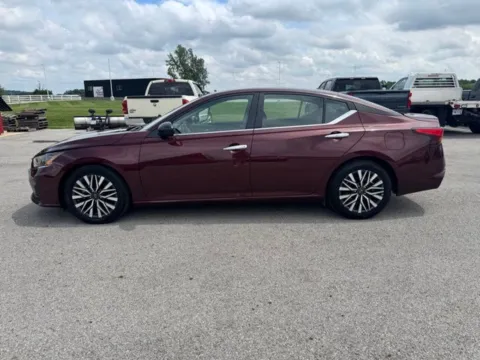 More photos of 2024 Nissan Altima 2.5 SV at Braden Cadillac GMC, OH