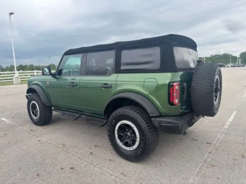 More photos of 2022 Ford Bronco Badlands at Braden Cadillac GMC, OH