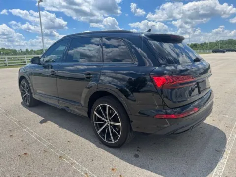More photos of 2023 Audi Q7 55 Premium Plus at Braden Cadillac GMC, OH