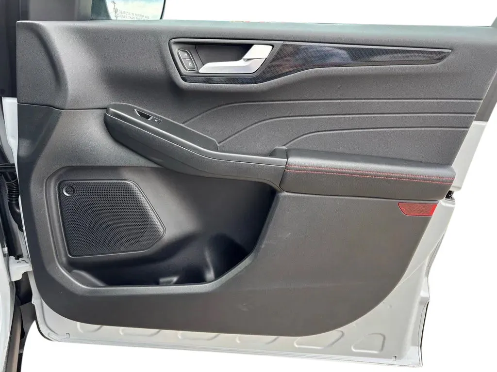 Ford Escape photo 28