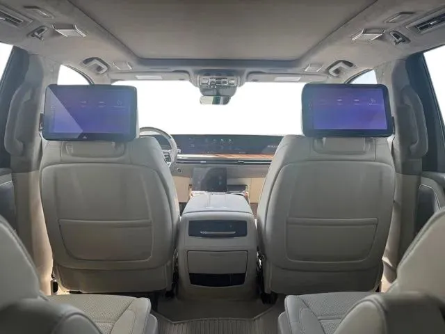 2026 Cadillac Escalade Platinum Luxury - Photo 21