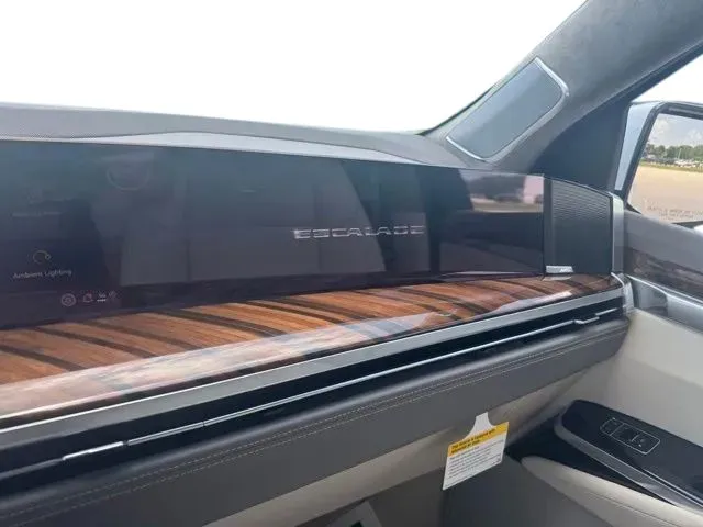 2026 Cadillac Escalade Platinum Luxury - Photo 34