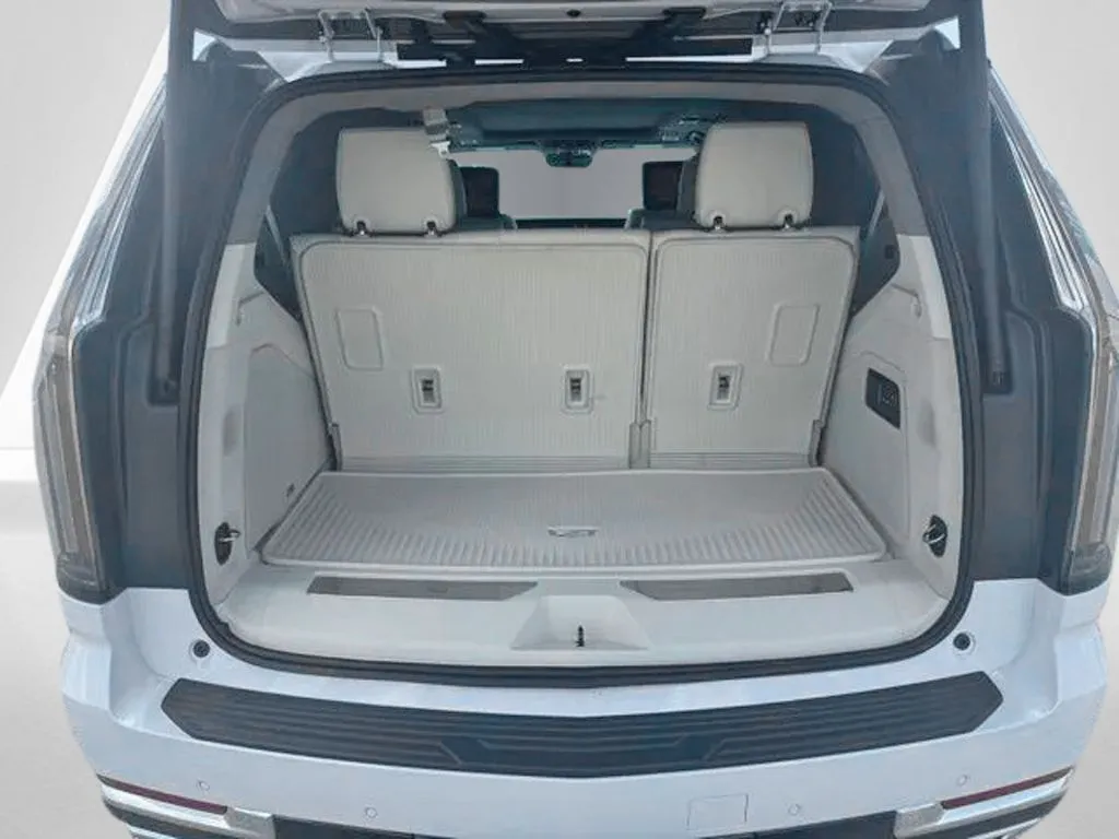 2026 Cadillac Escalade Platinum Luxury - Photo 36