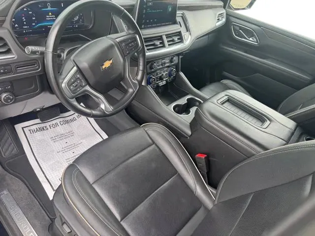 Chevrolet Suburban photo 10