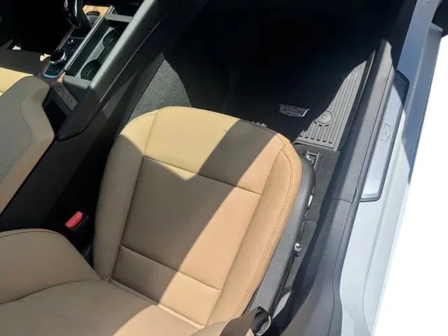 Cadillac CT5 photo 14