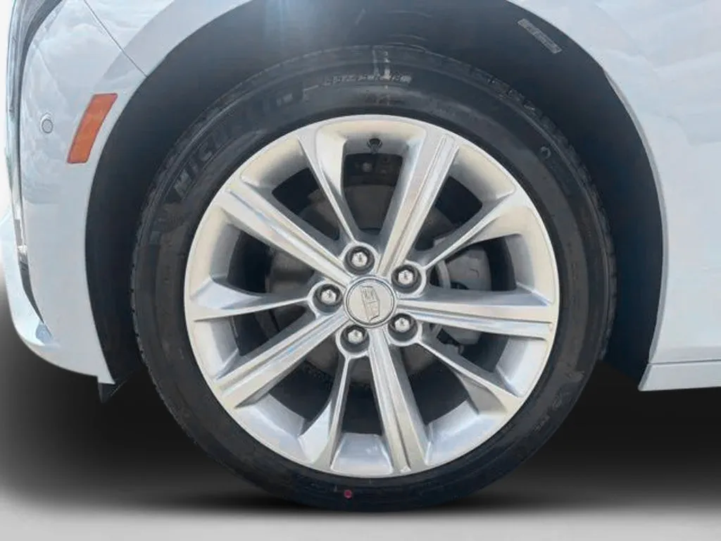 Cadillac CT5 photo 30