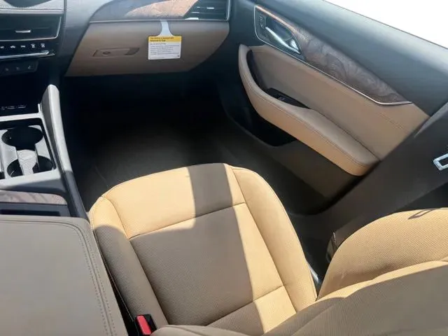 Cadillac CT5 photo 20