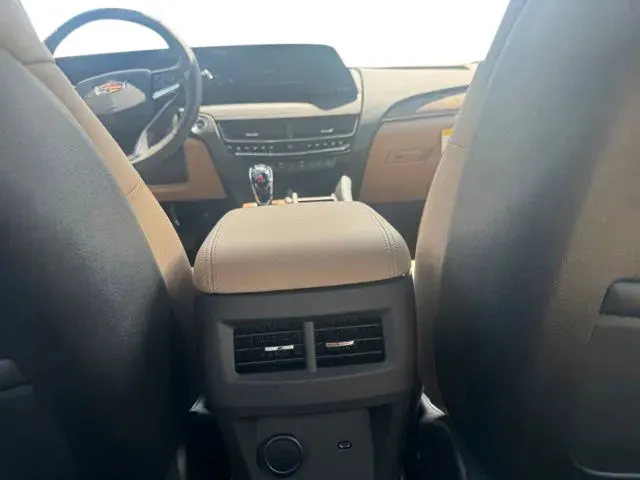 Cadillac CT5 photo 19