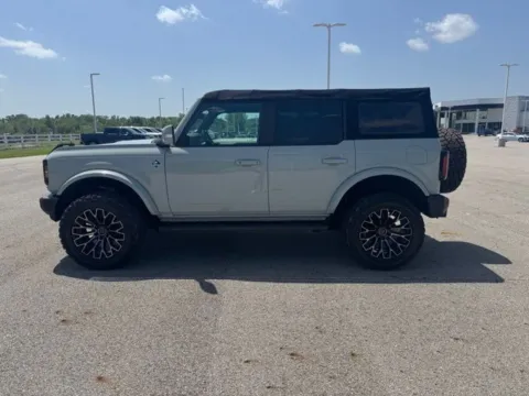 More photos of 2022 Ford Bronco Outer Banks at Braden Cadillac GMC, OH