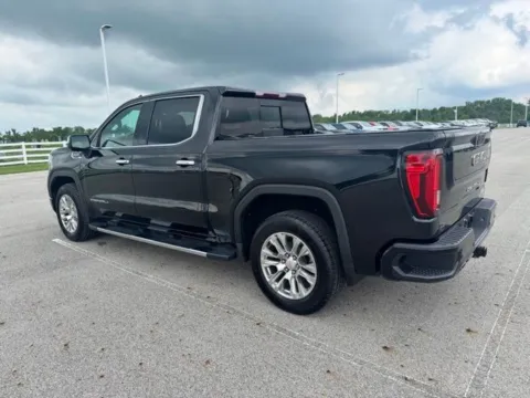 More photos of 2019 GMC Sierra 1500 Denali at Braden Cadillac GMC, OH